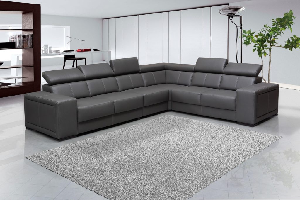 elegancka sofa ze skóry ekologicznej